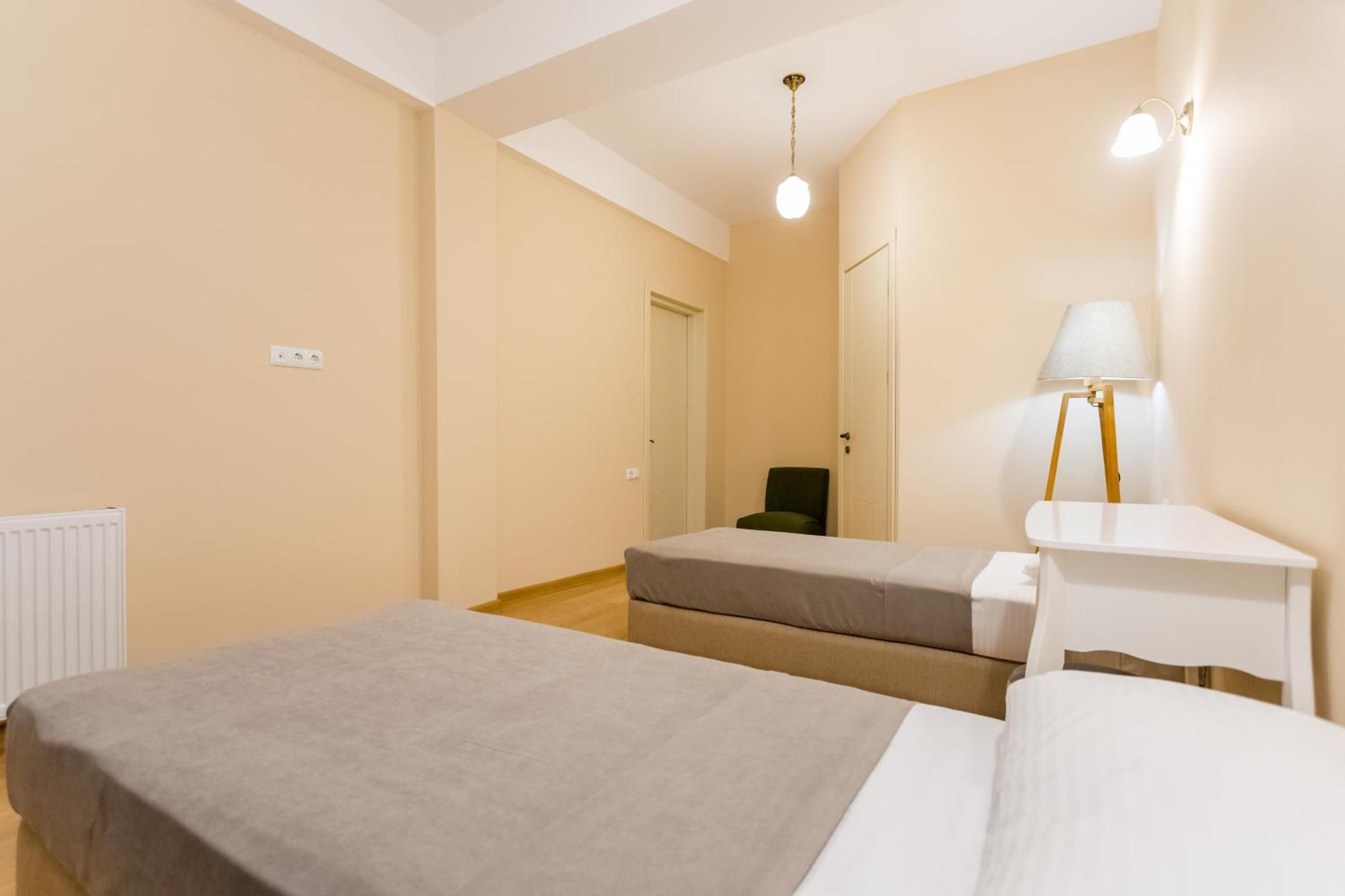 Central Comfort Place Lll تبليسي المظهر الخارجي الصورة